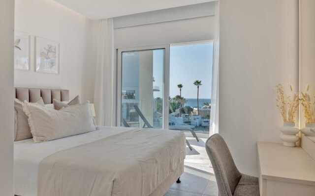 Phaedrus Living: Seaview Luxury Flat Limnaria 150