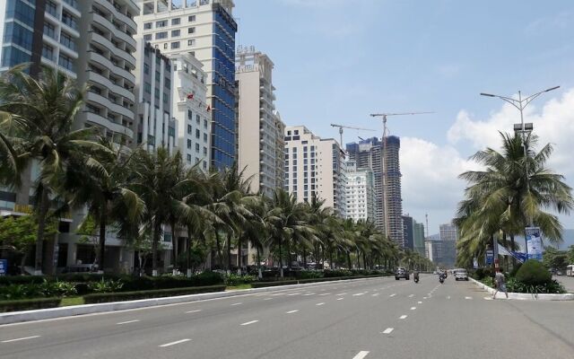 Bella Apartment My Khe Beach Da Nang