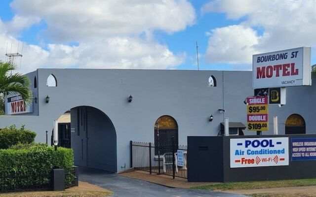 Bourbong Street Motel