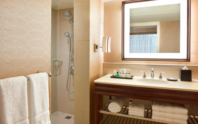 Sheraton Centre Toronto Hotel