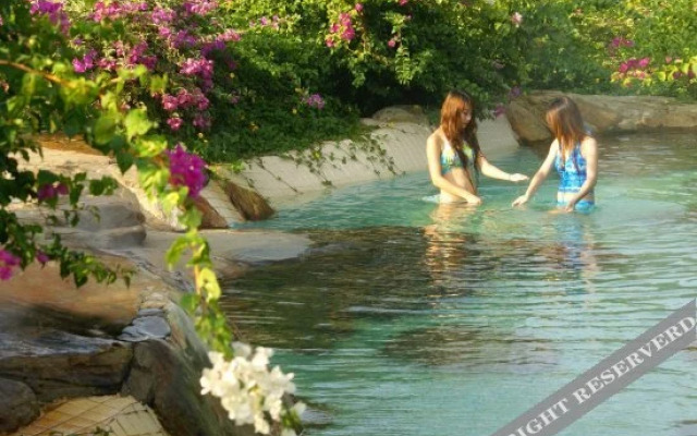 Techeng Island Resort