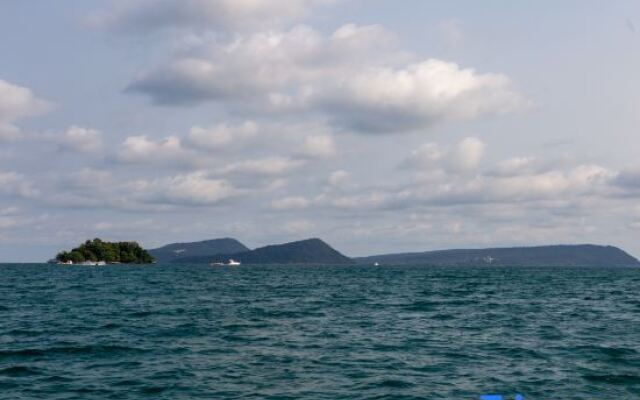 Ting Bo Hotel Sihanoukville Koh Rong Pier Branch