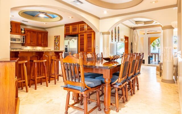 Belizean Cove Estates