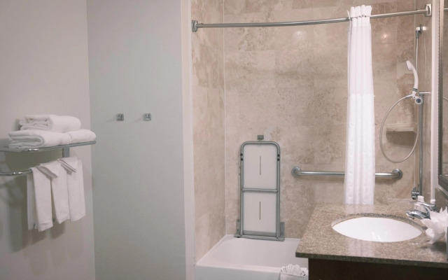 Staybridge Suites Austin Airport by IHG