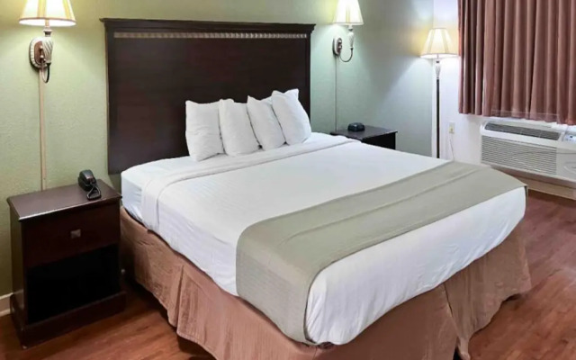 Motel 6 Abbeville, AL