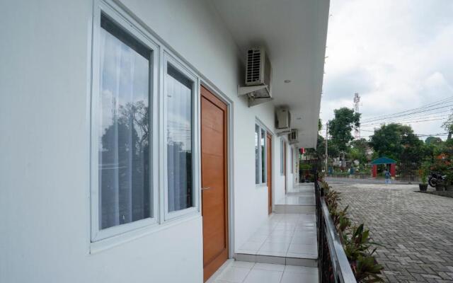 Urbanview Hotel Kazanan Lembang Bandung by RedDoorz