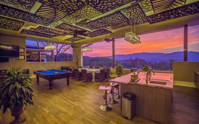 La Toscana Hills
