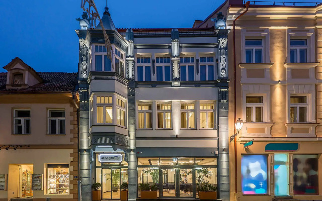 Artagonist Art Hotel