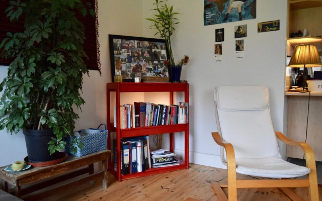 Spacious 1 Bedroom Apartment Near Table Mountain