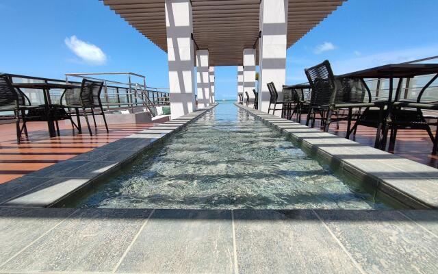 Qavi - Suíte Vista Mar e Jacuzzi #Arpoar401