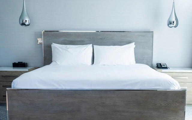 Executive Plaza Hotel Metro Vancouver