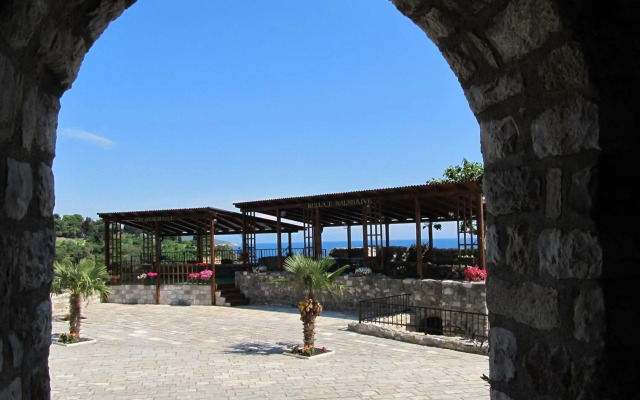 Hotel Kulla e Balshajve