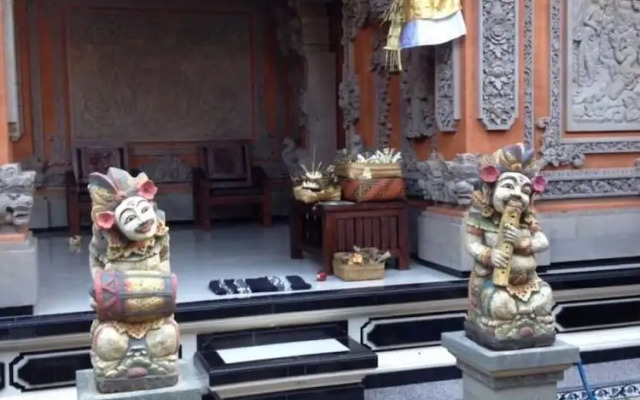 Sapta House