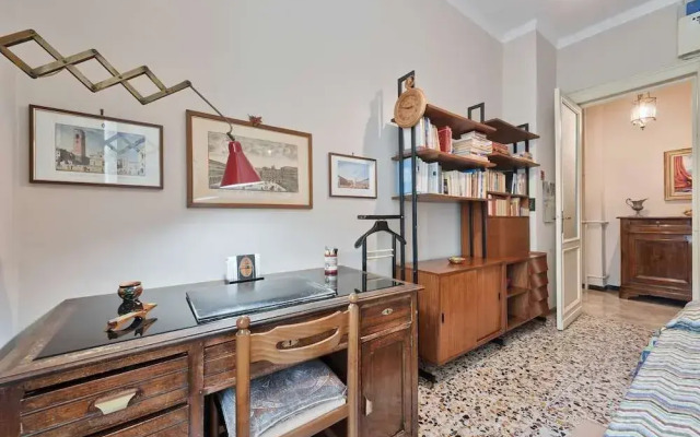 Vintage Flat Crocetta