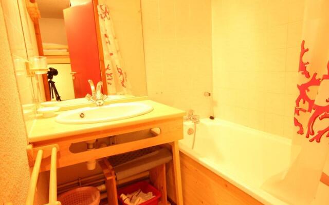 Appartement Landry-Vallandry, 1 pièce, 4 personnes - FR-1-411-285