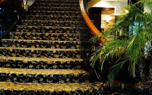 Stone Mill Inn