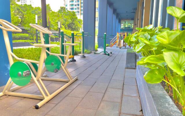 2bedroom condo in heart of Bangkok