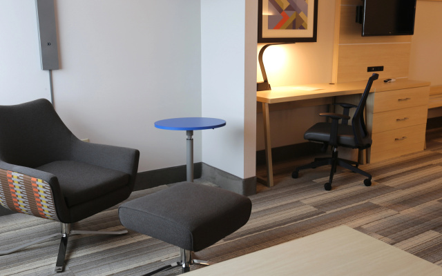 Holiday Inn Express Biloxi - Beach Blvd by IHG