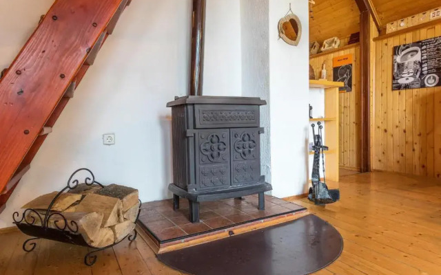 Holiday Home Kuća Ulaga