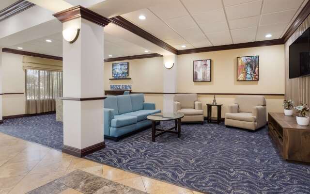 Best Western Coffeyville Central Business District Inn and Suites