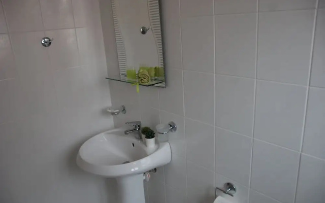 Judi Aparthotel