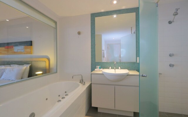 Lagoon Pool 2 Bedroom Spa Suite