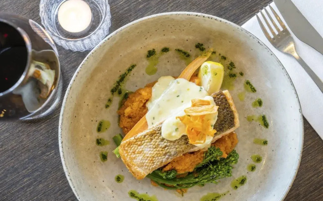 Best Western Plus Ambassador On Ruthven Motor Inn