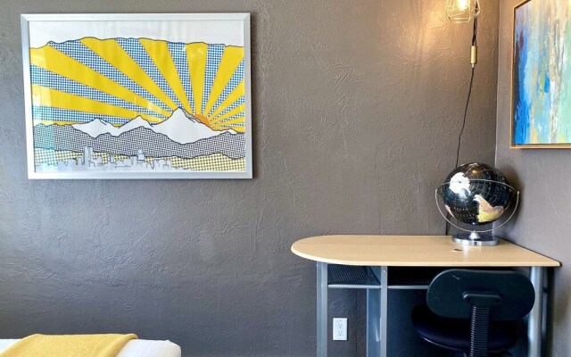 650 W. 10th St Loveland