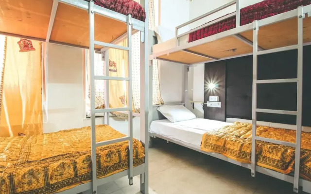 Hide-In Udaipur - Hostel
