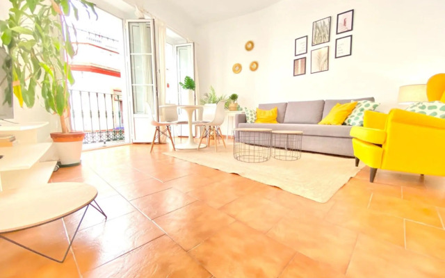 Comfortable studio old town, parking optional