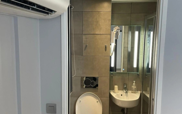 Mary's Hotel République