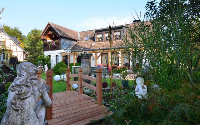 Apartment in the Harz with a covered balcony and lovely garden