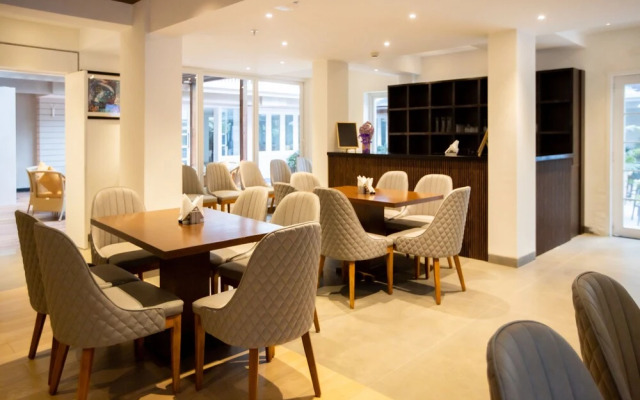 Artistry Suites