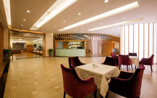 Huayang Plaza Hotel