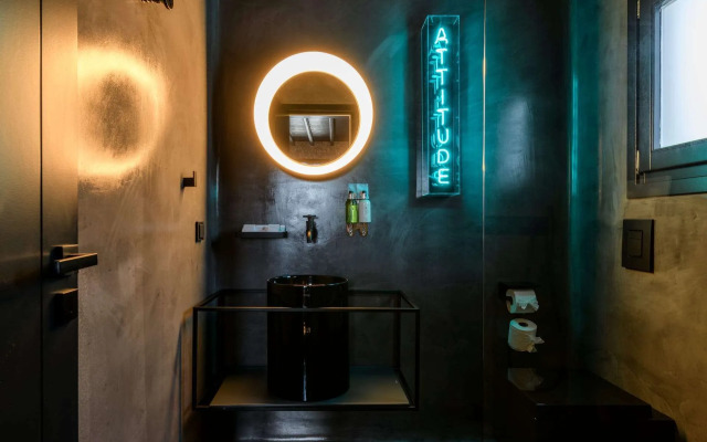 She Mykonos Boutique Hotel