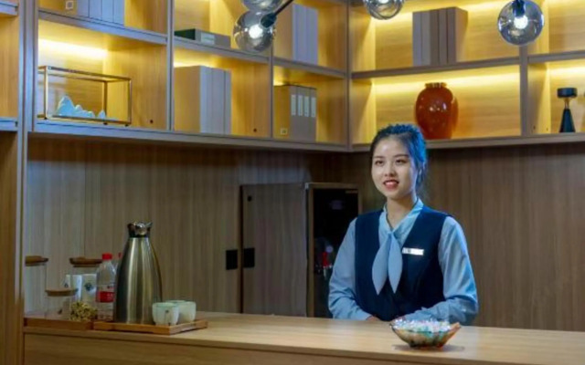 Handan Mingzhu Hotel (Congtai Park Handan Road)