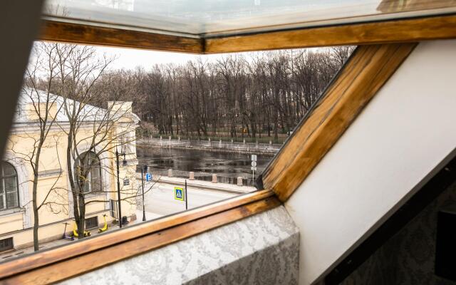 FlatStay (ФлэтСтей) на набережной реки Фонтанки 8