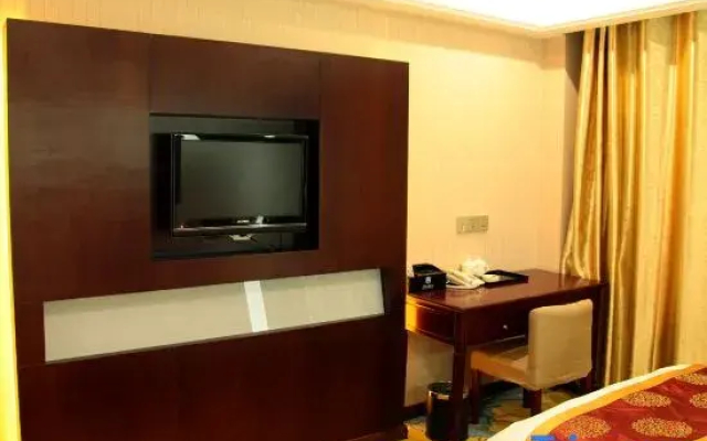 Dynasty Hotel