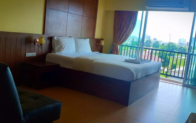 The Icon Place at Nurn Plub Wan