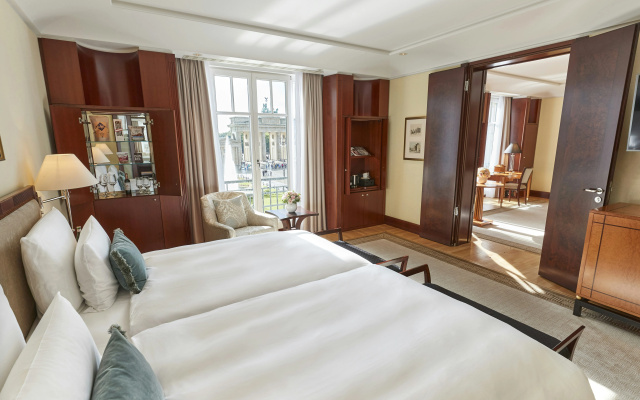 Отель Adlon Kempinski