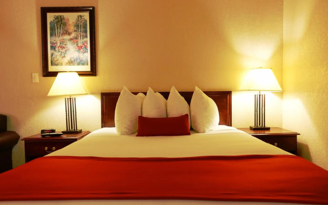 Ramada by Wyndham Lloydminster
