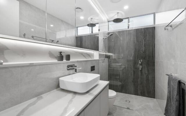 Shara by Elysium Collection Palm Cove