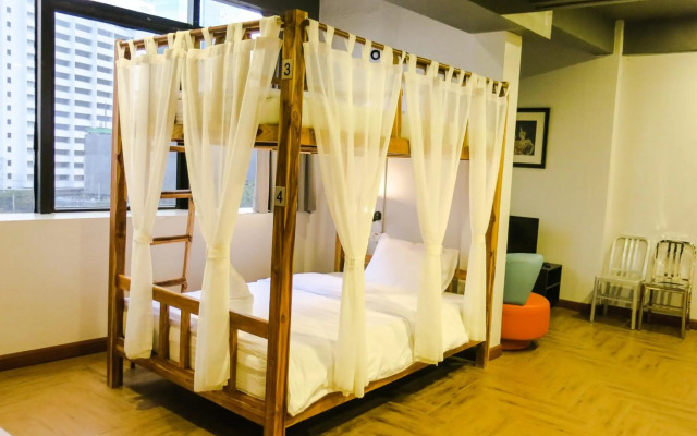 Metro Pratunam Boutique Hotel