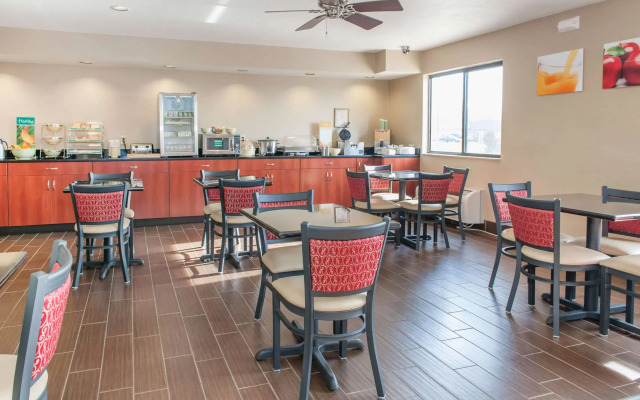 Quality Inn Effingham North