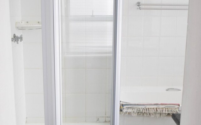 Westwood Apartment in Sea Point