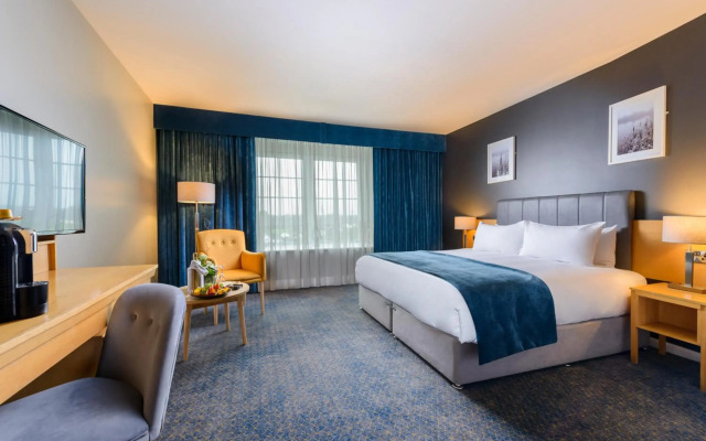 Hillgrove Hotel