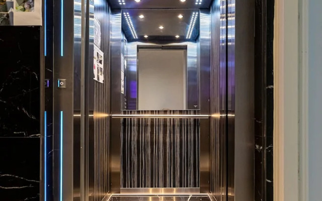 Yamas Urban Living Spiridonons