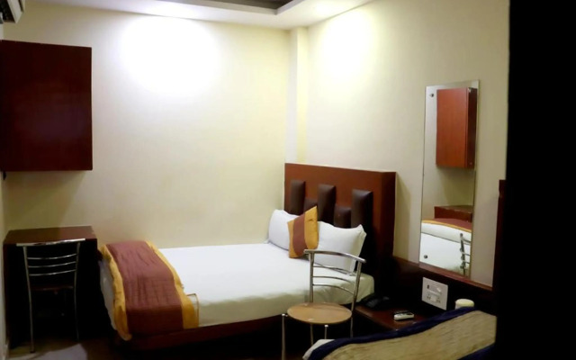 Hotel Prem Deluxe Guest House