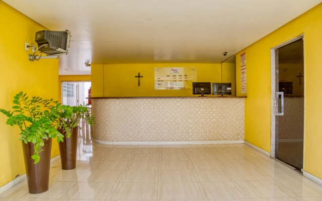 OYO Hotel Malibu Candeias