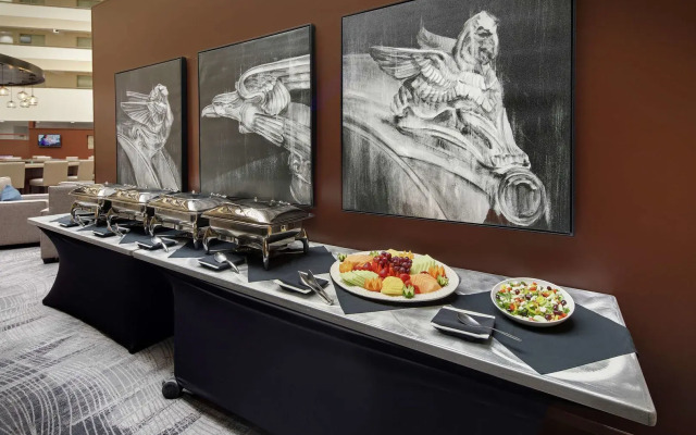 Embassy Suites by Hilton Detroit Troy Auburn Hills